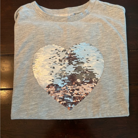 Girls M&S shirt with sequin Heart- Size 9/10 - Picture 4 of 5